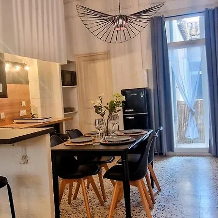 Le Parc2 Authentique, Coeur De Ville, Proximite Parking, Climatise Apartmán *